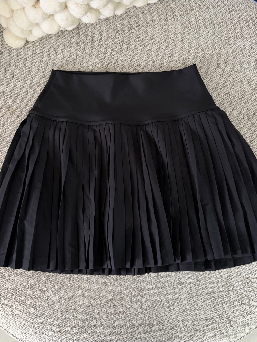 ALO Yoga Black Pleated Mini Skirt